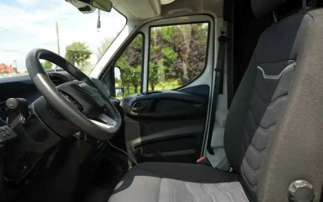 IVECO Iveco DAILY 35-180 Mroźnia +25/-25 * 7 PALET * THERMOK V300 MAX * Salon PL HIMATIC 