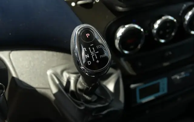 IVECO Iveco DAILY 35-180 Mroźnia +25/-25 * 7 PALET * THERMOK V300 MAX * Salon PL HIMATIC 