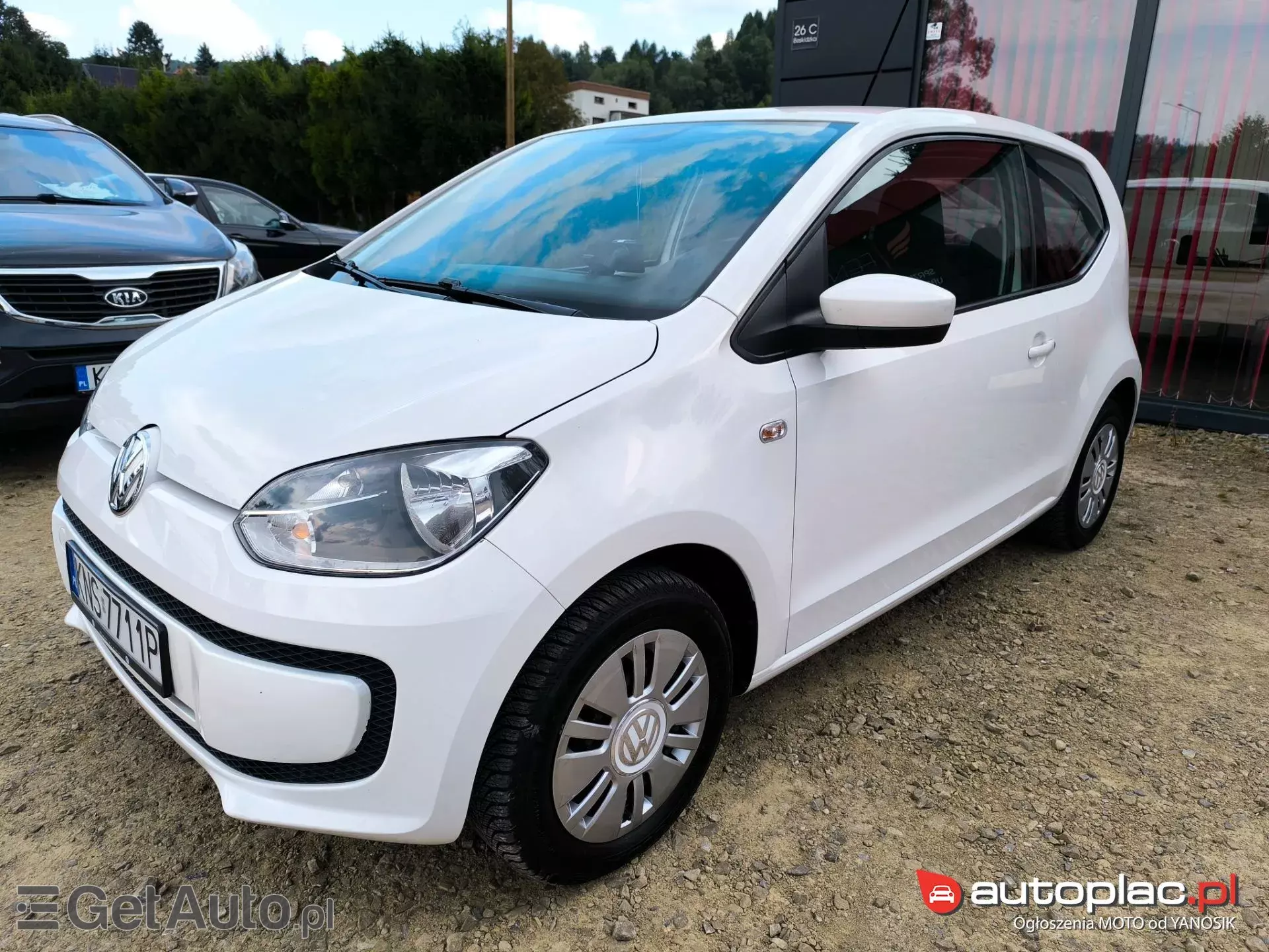 VOLKSWAGEN Up! 
