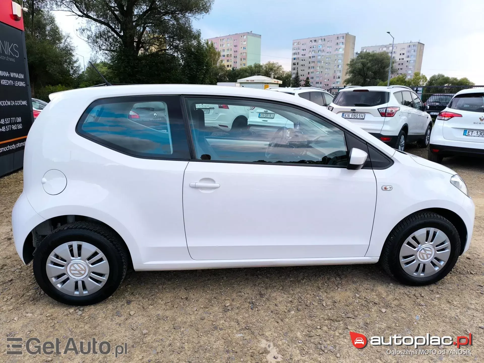VOLKSWAGEN Up! 