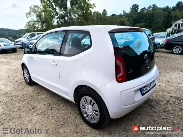 VOLKSWAGEN Up! 