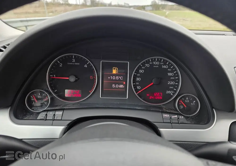 AUDI A4 Avant 2.0 TDI DPF