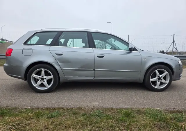 AUDI A4 Avant 2.0 TDI DPF