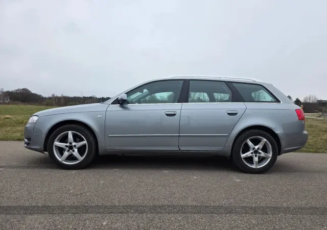 AUDI A4 Avant 2.0 TDI DPF