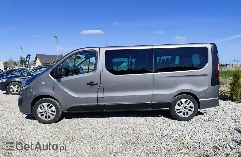 OPEL Vivaro 