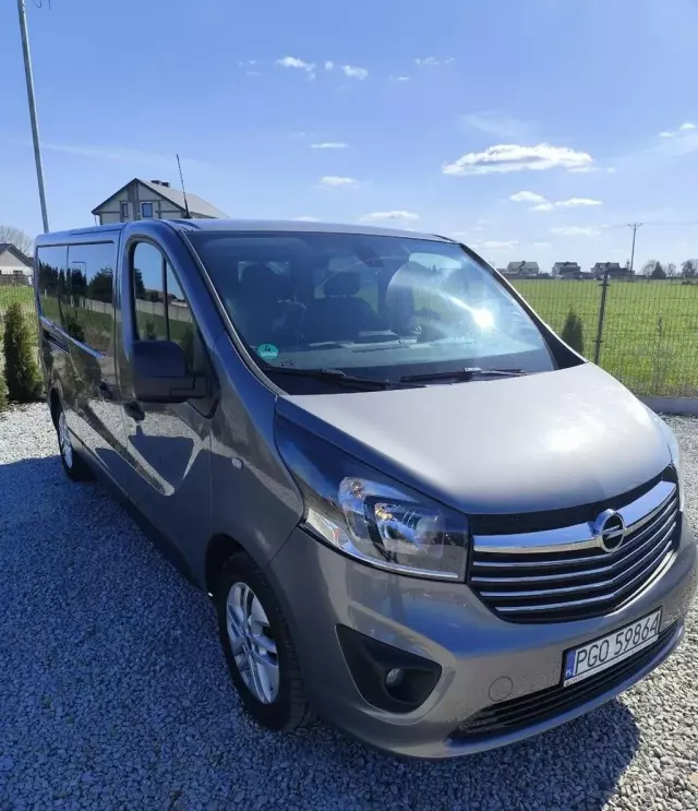 OPEL Vivaro 