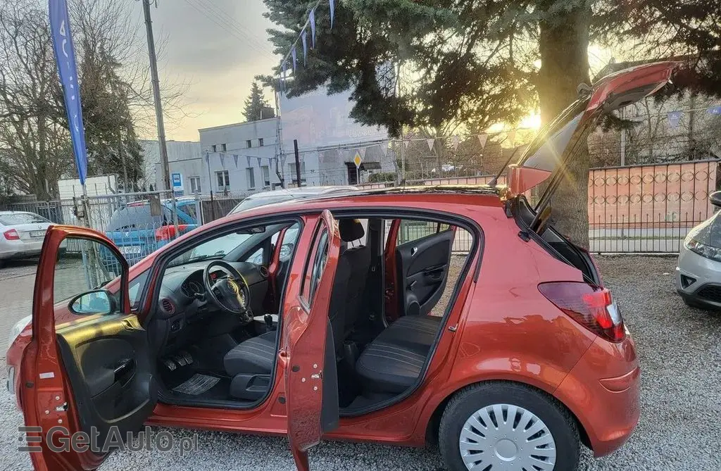 OPEL Corsa 