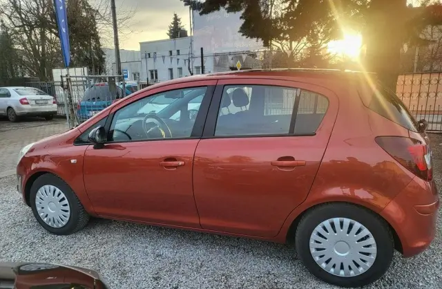 OPEL Corsa 