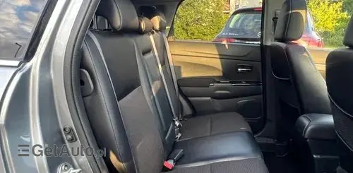 PEUGEOT 4008 