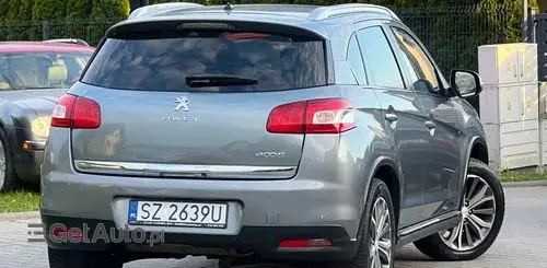 PEUGEOT 4008 