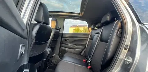 PEUGEOT 4008 