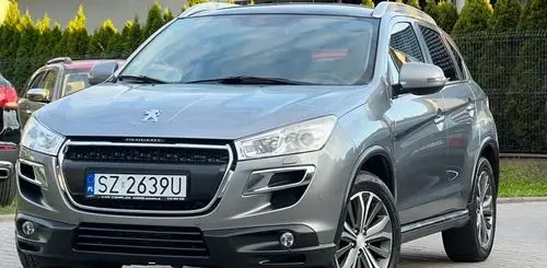 PEUGEOT 4008 