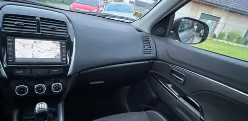PEUGEOT 4008 
