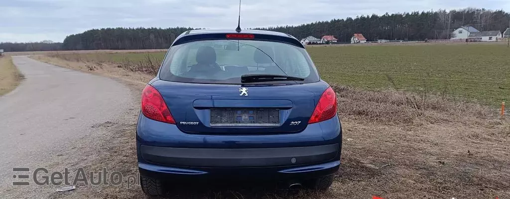 PEUGEOT 207 