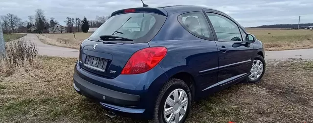 PEUGEOT 207 