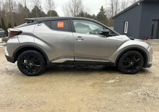 TOYOTA C-HR 