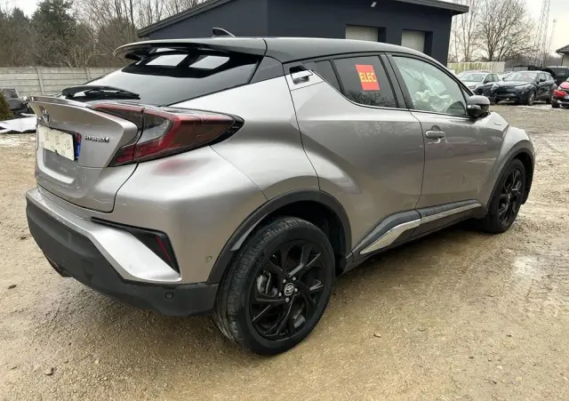 TOYOTA C-HR 