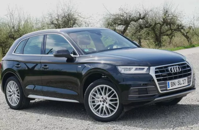 AUDI Q5 
