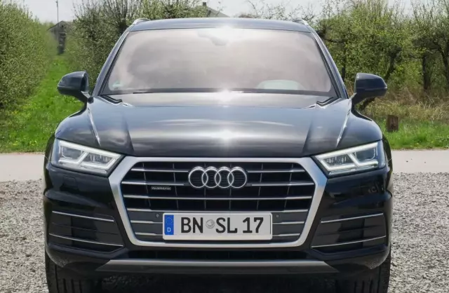 AUDI Q5 