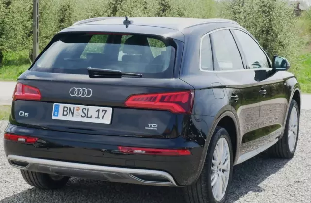 AUDI Q5 
