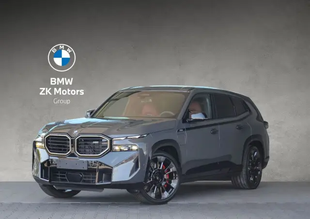 BMW XM PHEV sport