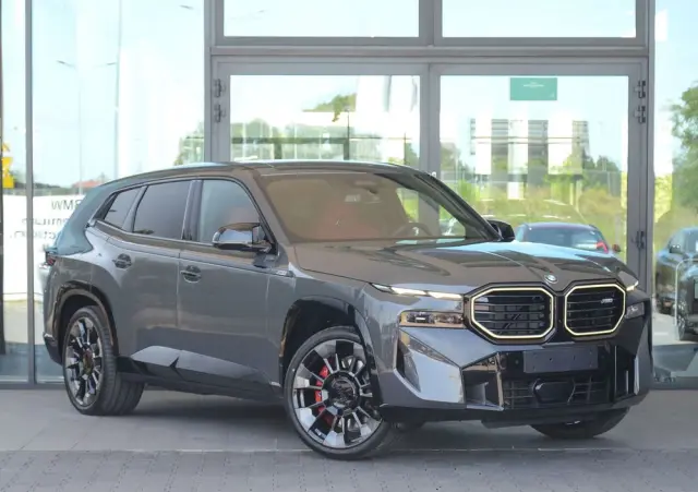 BMW XM PHEV sport