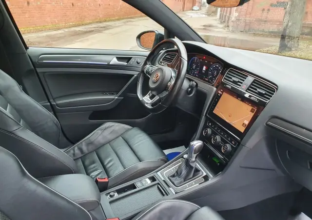 VOLKSWAGEN Golf 1.4 GTE Plug-In-Hybrid DSG