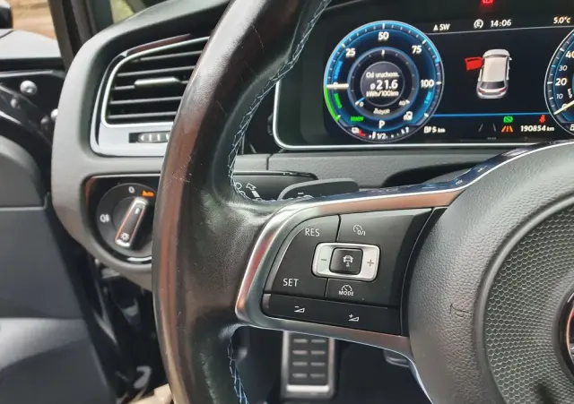 VOLKSWAGEN Golf 1.4 GTE Plug-In-Hybrid DSG