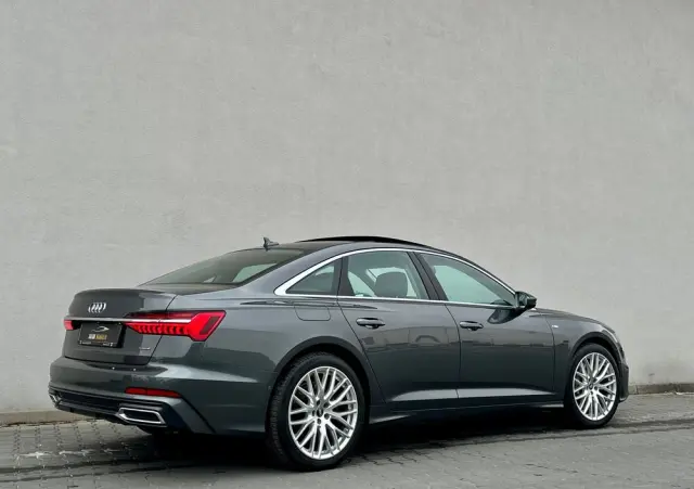 AUDI A6 Limousine 
