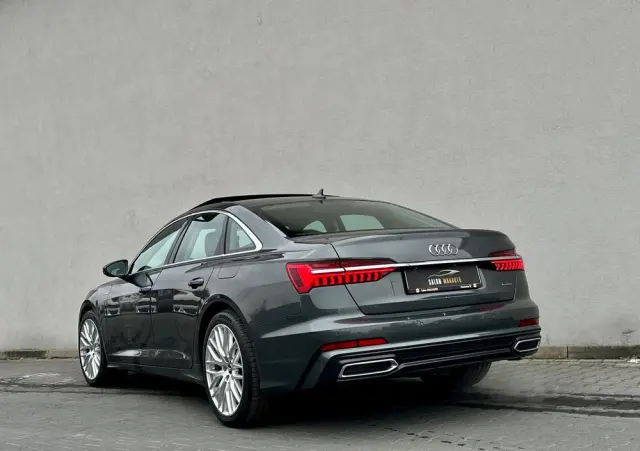 AUDI A6 Limousine 