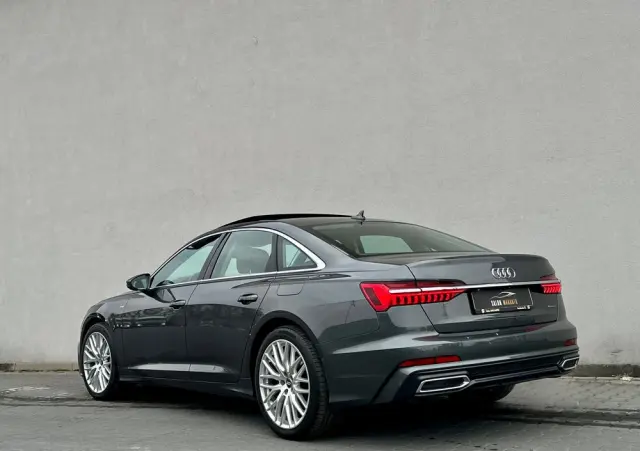 AUDI A6 Limousine 