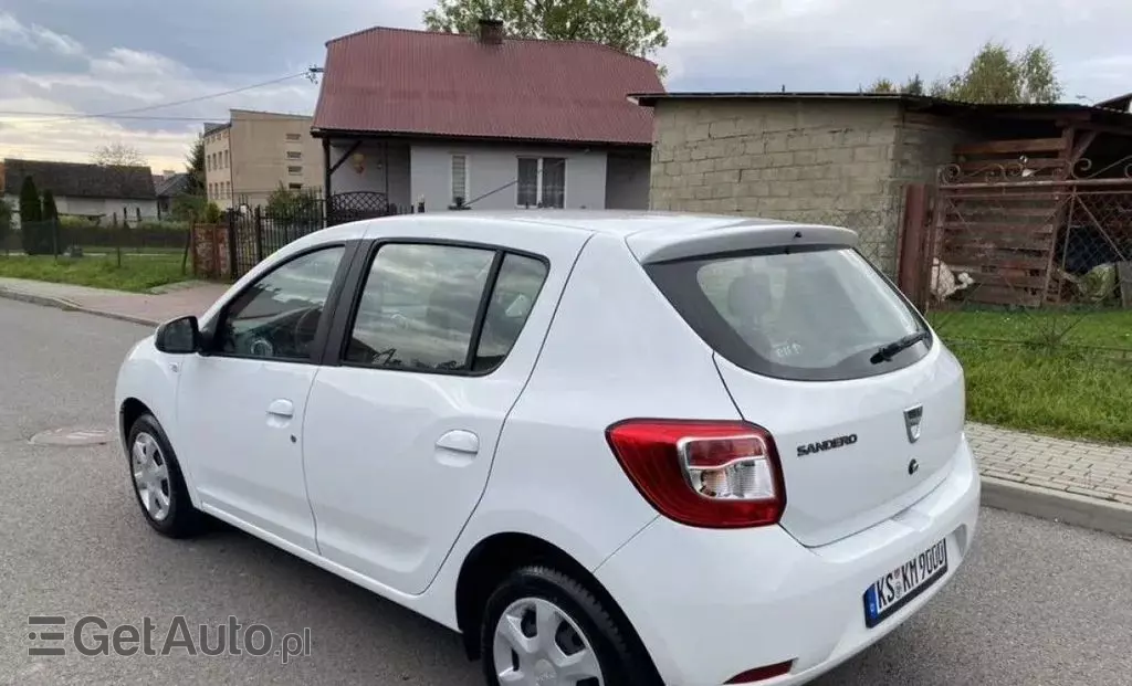 DACIA Sandero 