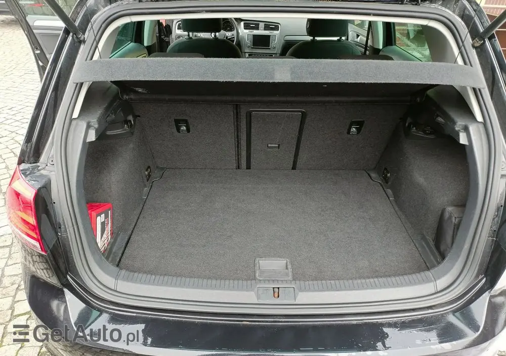 VOLKSWAGEN Golf 1.4 TSI BlueMotion Technology Lounge