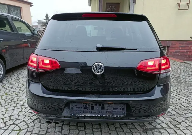 VOLKSWAGEN Golf 1.4 TSI BlueMotion Technology Lounge