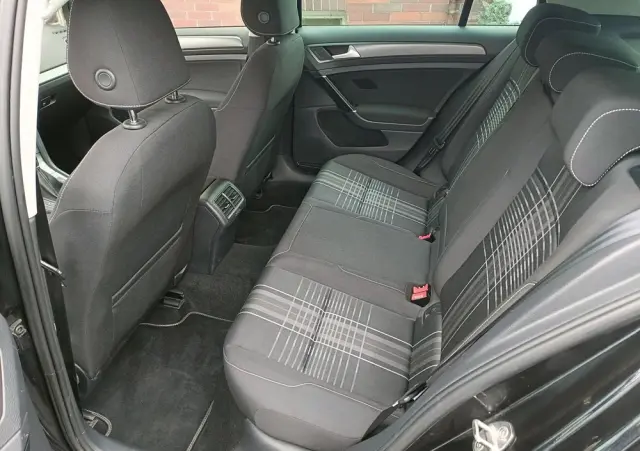 VOLKSWAGEN Golf 1.4 TSI BlueMotion Technology Lounge