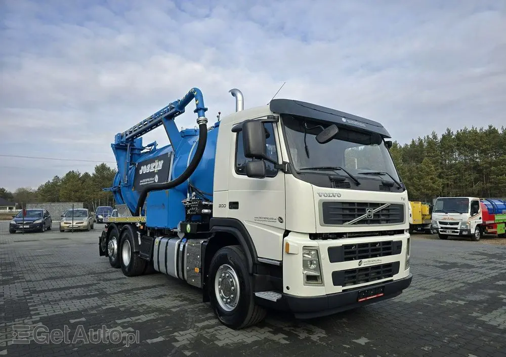 VOLVO 2009 JOSKIN WUKO do zbierania odpadów płynnych 