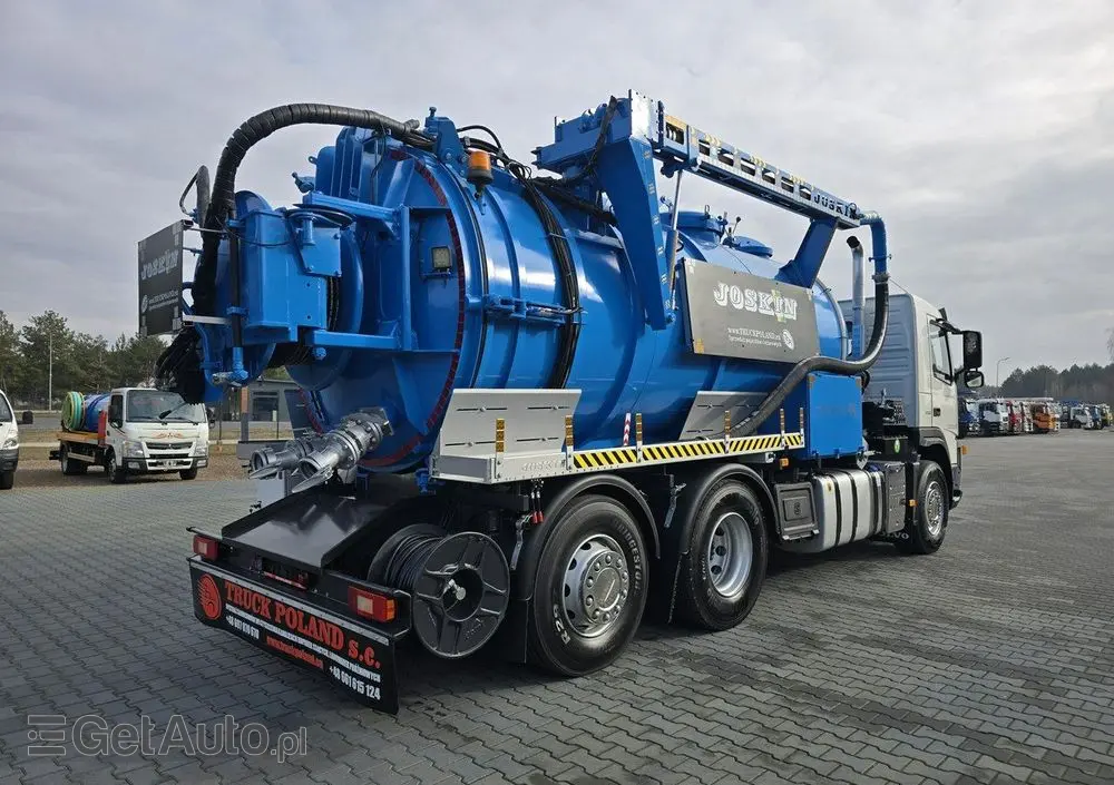 VOLVO 2009 JOSKIN WUKO do zbierania odpadów płynnych 