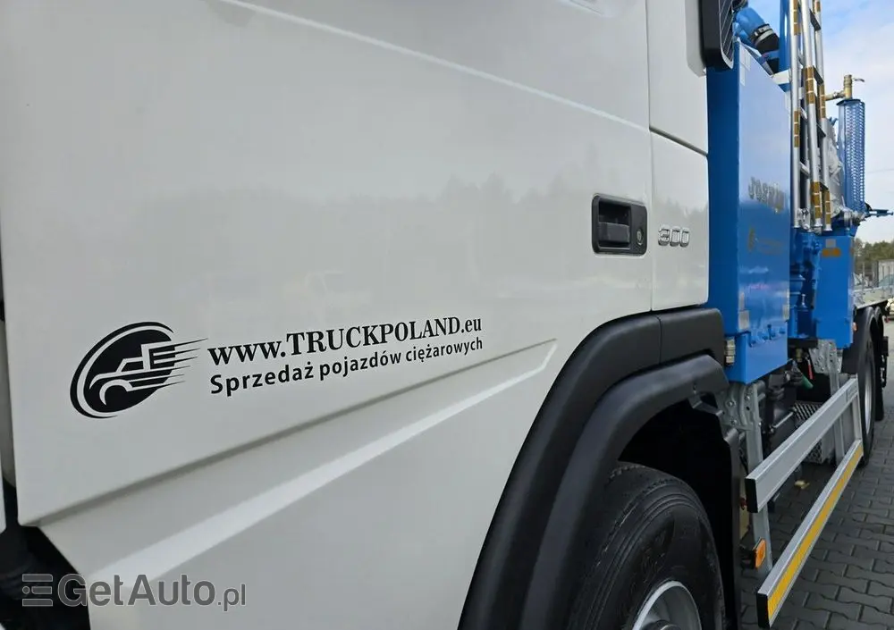 VOLVO 2009 JOSKIN WUKO do zbierania odpadów płynnych 