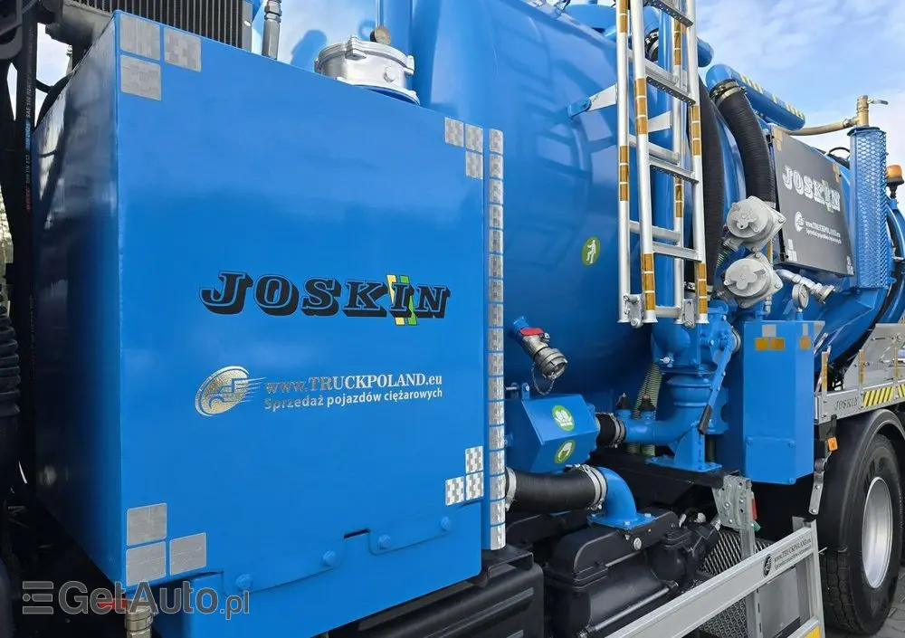 VOLVO 2009 JOSKIN WUKO do zbierania odpadów płynnych 