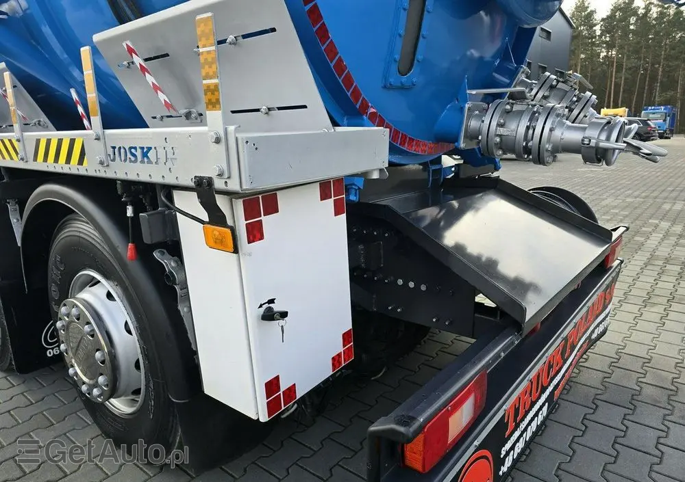 VOLVO 2009 JOSKIN WUKO do zbierania odpadów płynnych 