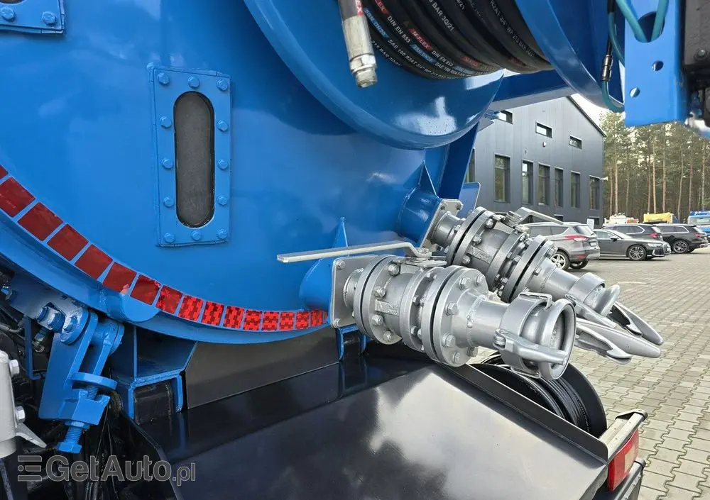 VOLVO 2009 JOSKIN WUKO do zbierania odpadów płynnych 