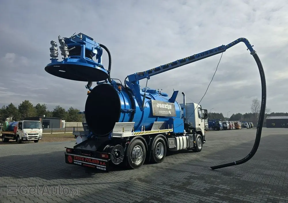 VOLVO 2009 JOSKIN WUKO do zbierania odpadów płynnych 
