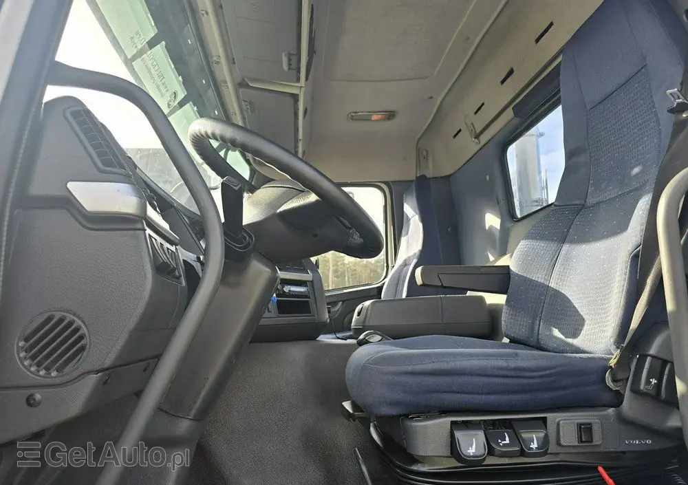 VOLVO 2009 JOSKIN WUKO do zbierania odpadów płynnych 