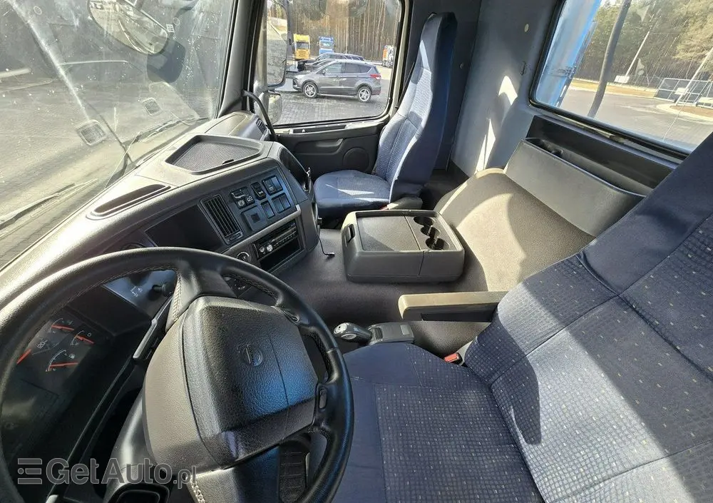 VOLVO 2009 JOSKIN WUKO do zbierania odpadów płynnych 