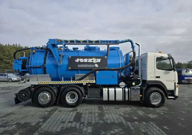 VOLVO 2009 JOSKIN WUKO do zbierania odpadów płynnych 