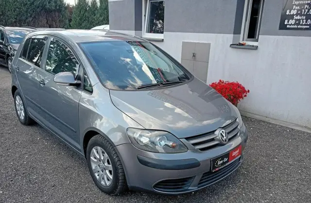 VOLKSWAGEN Golf Plus 