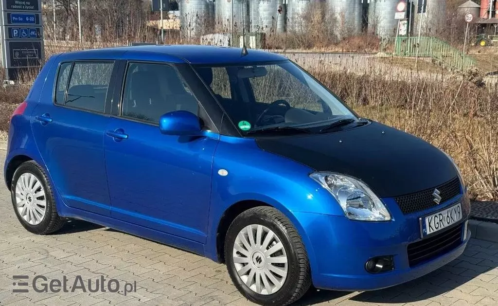 SUZUKI Swift 