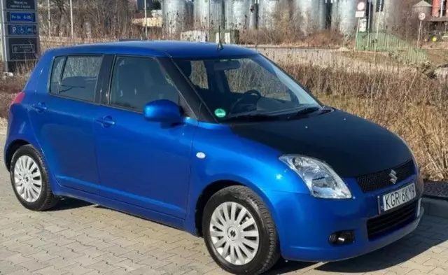 SUZUKI Swift 