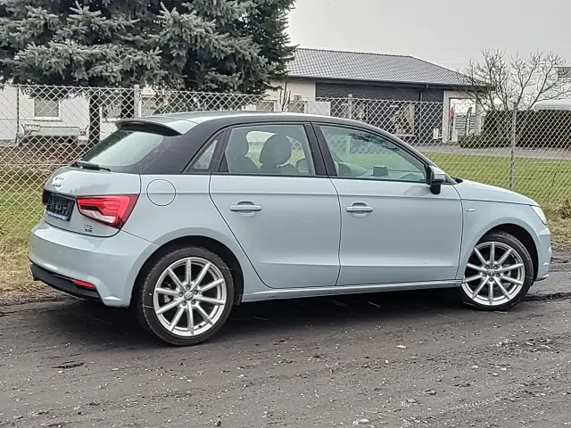 AUDI A1 Sportback  S line