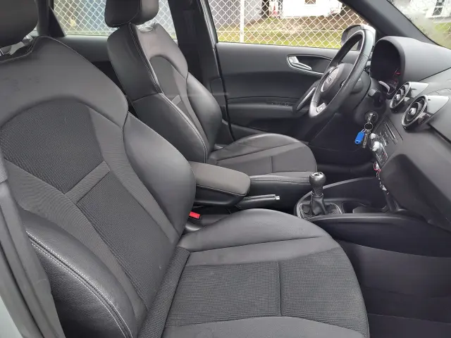 AUDI A1 Sportback  S line